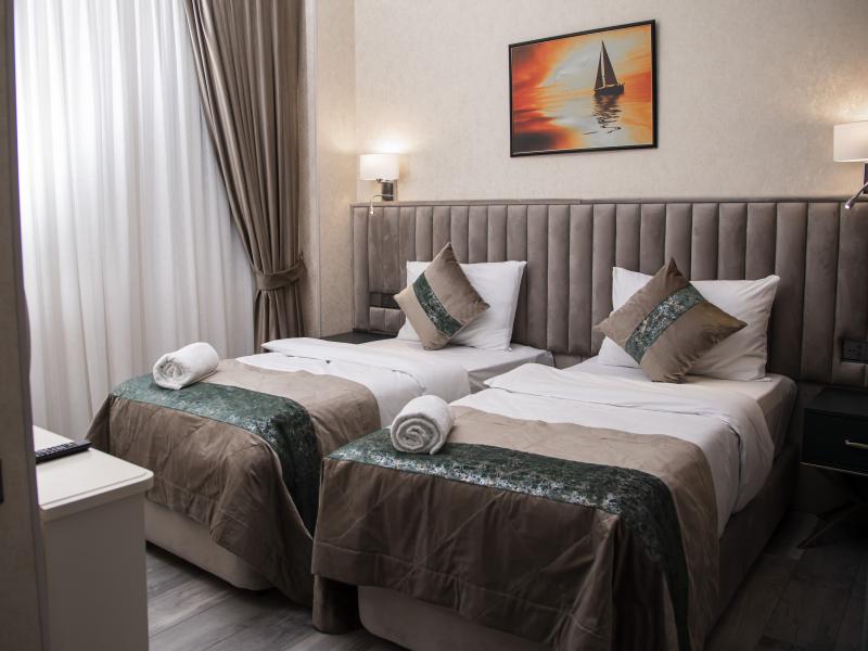 Essam Deluxe Hotel
