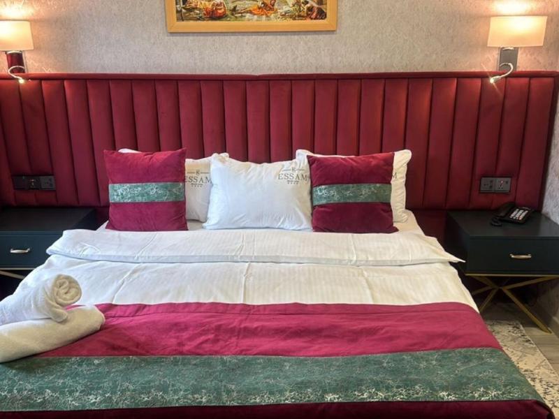 Essam Deluxe Hotel