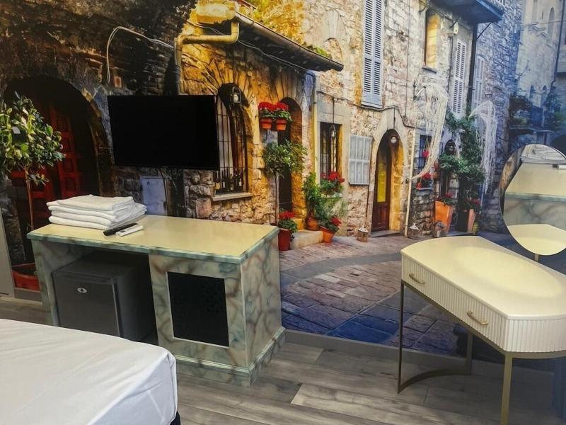 Essam Deluxe Hotel