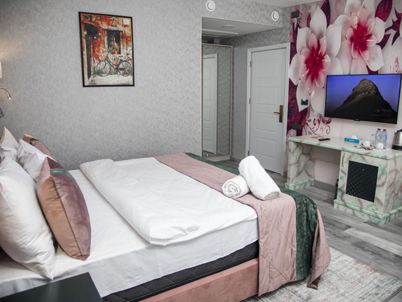 Essam Deluxe Hotel