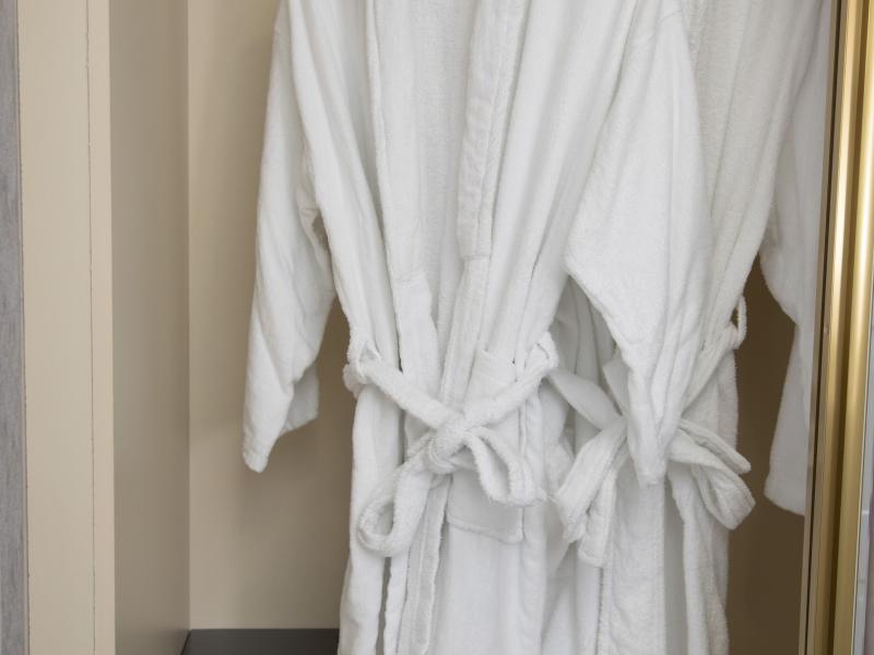 Essam Deluxe Hotel