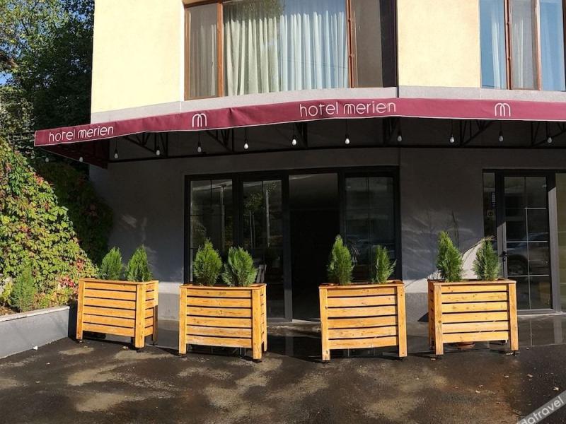 Merien Hotel