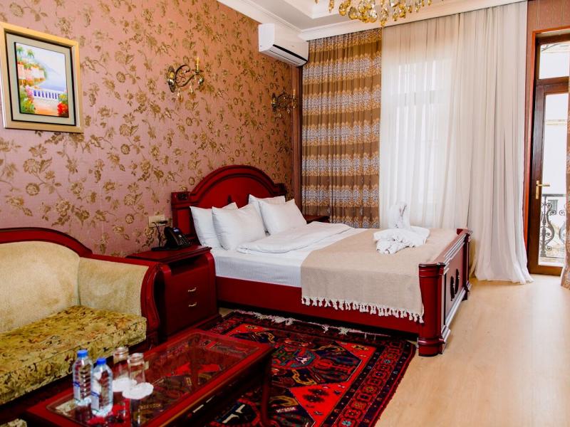 Royal Antique Boutique Hotel
