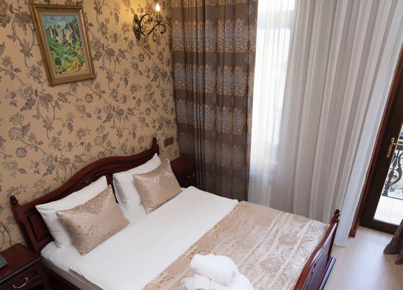 Royal Antique Boutique Hotel