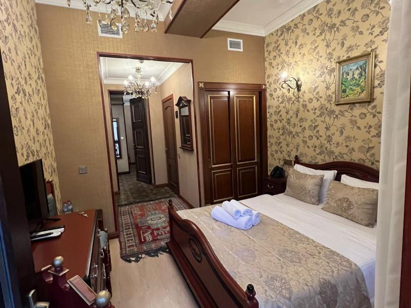 Royal Antique Boutique Hotel