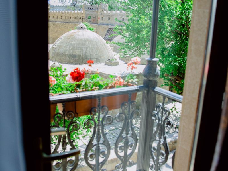 Royal Antique Boutique Hotel