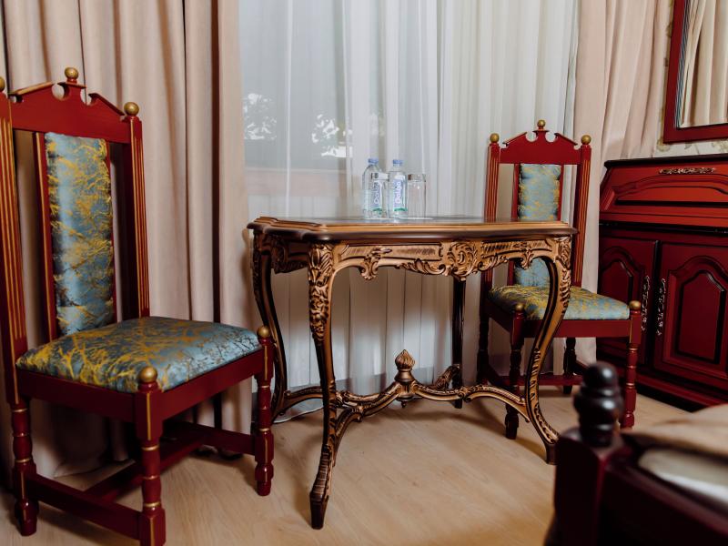 Royal Antique Boutique Hotel