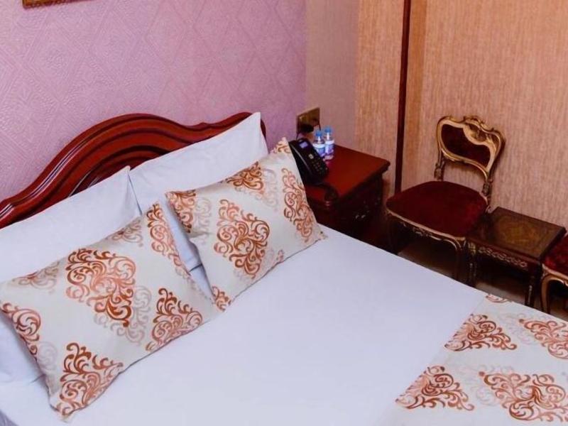 Royal Antique Boutique Hotel