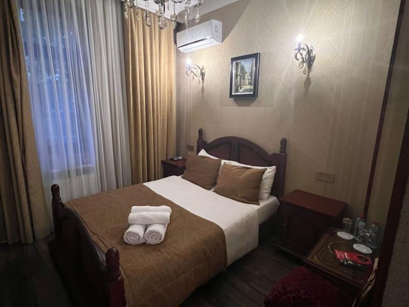Royal Antique Boutique Hotel