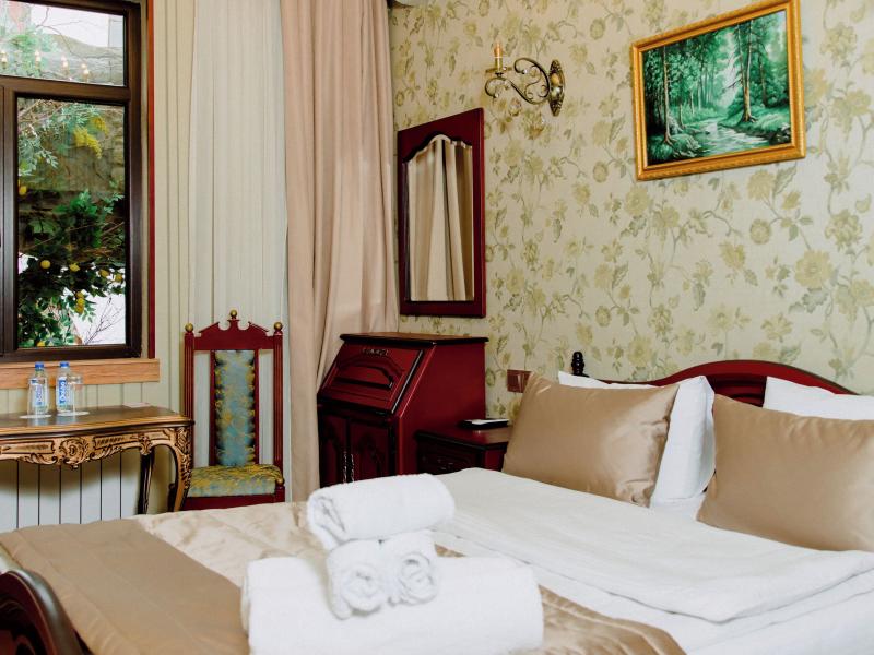 Royal Antique Boutique Hotel