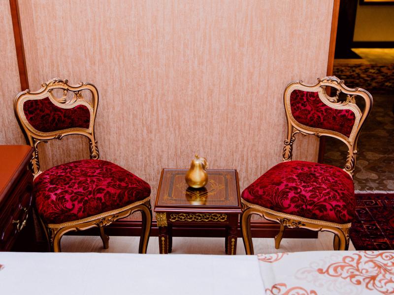 Royal Antique Boutique Hotel