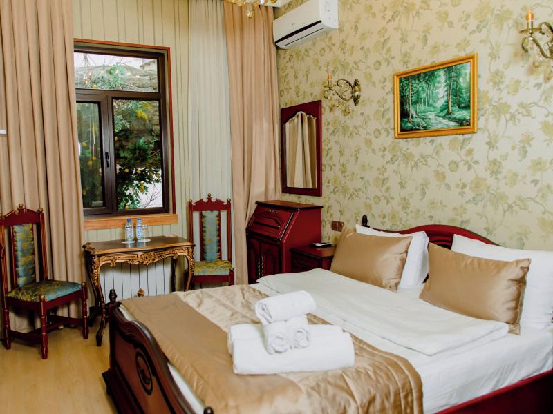 Royal Antique Boutique Hotel