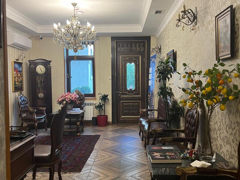 Royal Antique Boutique Hotel