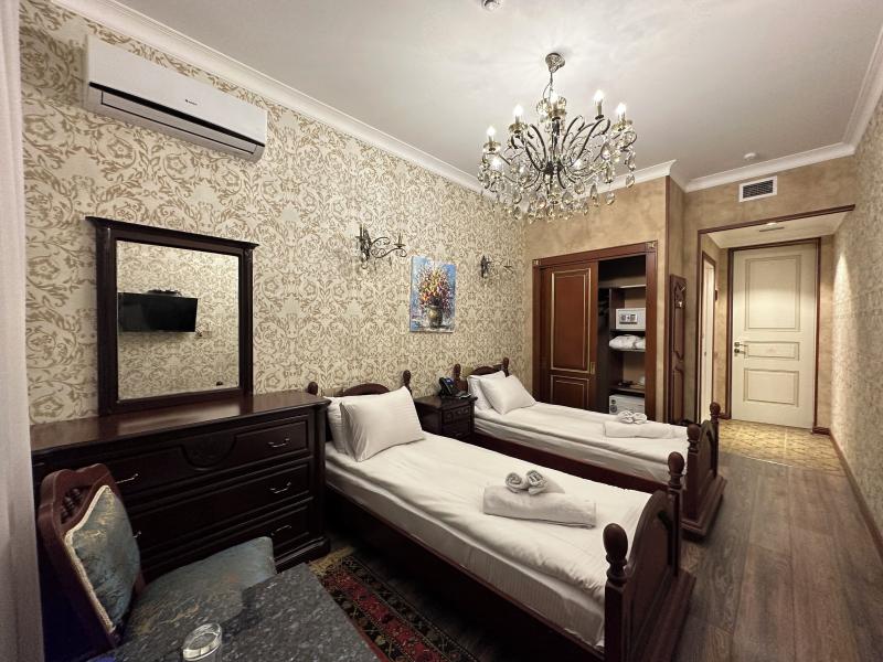 Royal Antique Boutique Hotel