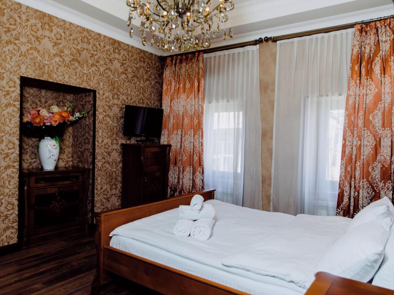Royal Antique Boutique Hotel