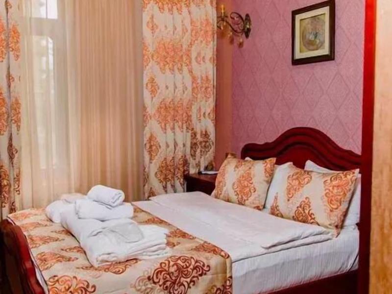 Royal Antique Boutique Hotel