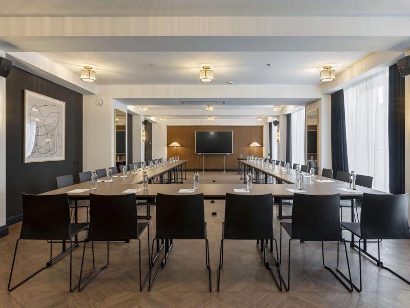 Artizan Design Hotel