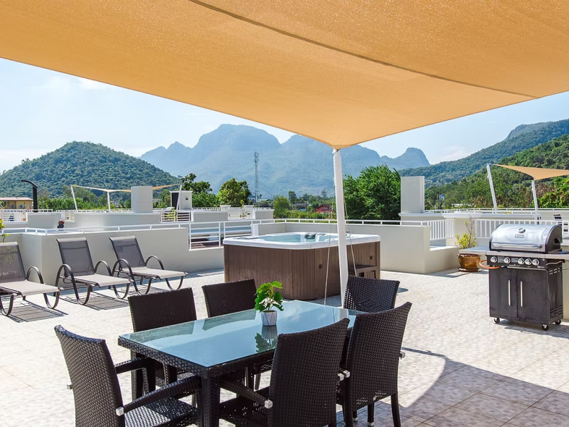 Oriental Beach Pearl Resort