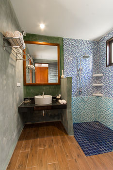 Anda Lanta Resort