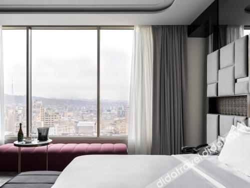 Seven Visions Resort and Places the Dvin