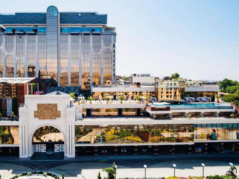 Seven Visions Resort and Places the Dvin
