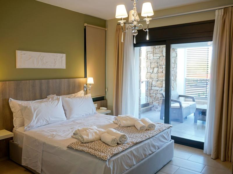 Agnes Deluxe Hotel