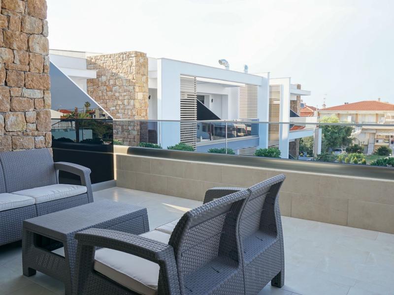 Agnes Deluxe Hotel