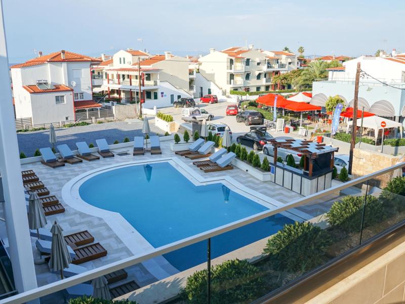 Agnes Deluxe Hotel