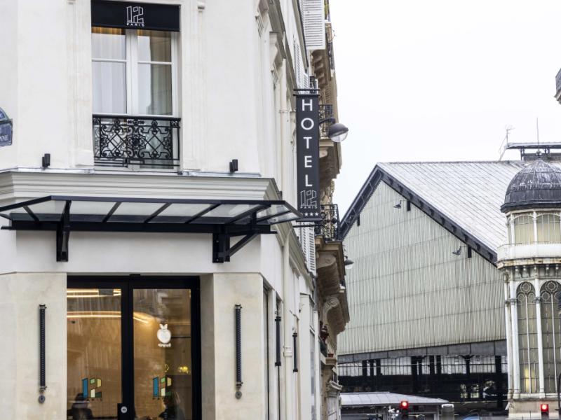 Le 12 Hotel