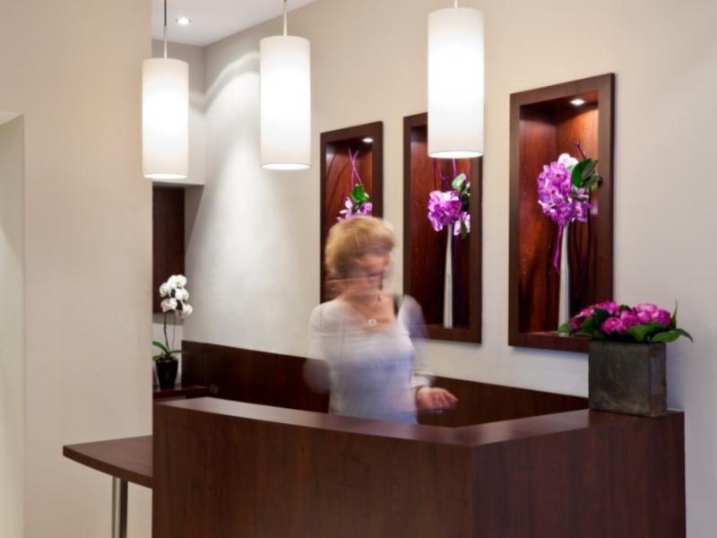 Le 12 Hotel