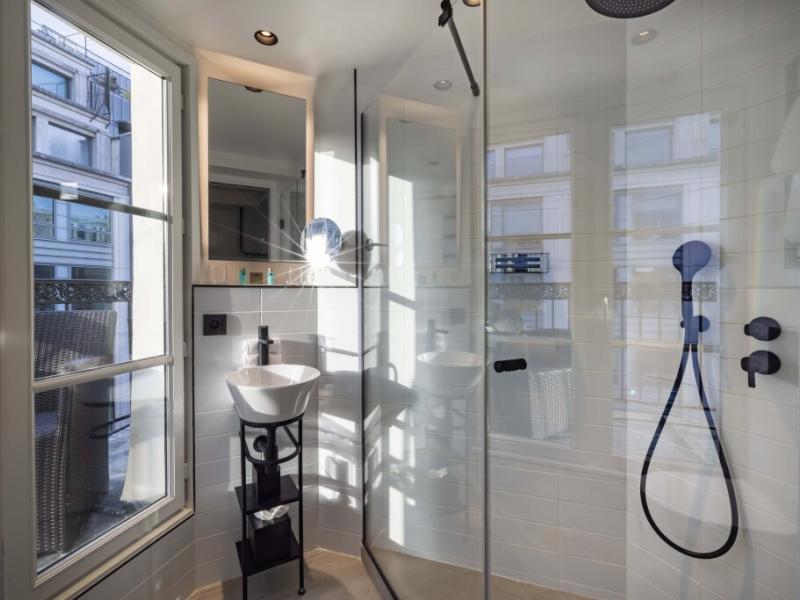 Le 12 Hotel