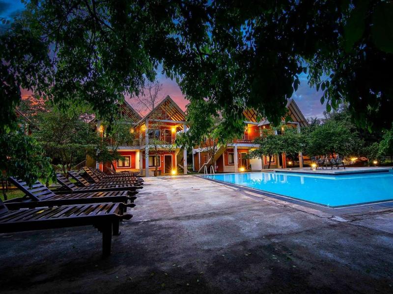 Elephas Resort & Spa
