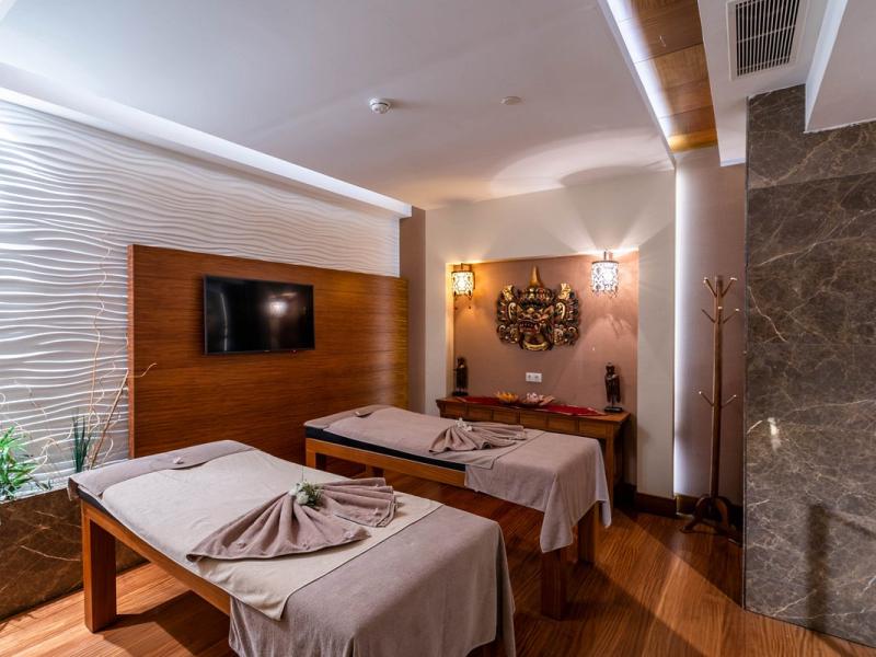 Fame Residence Kemer & Spa