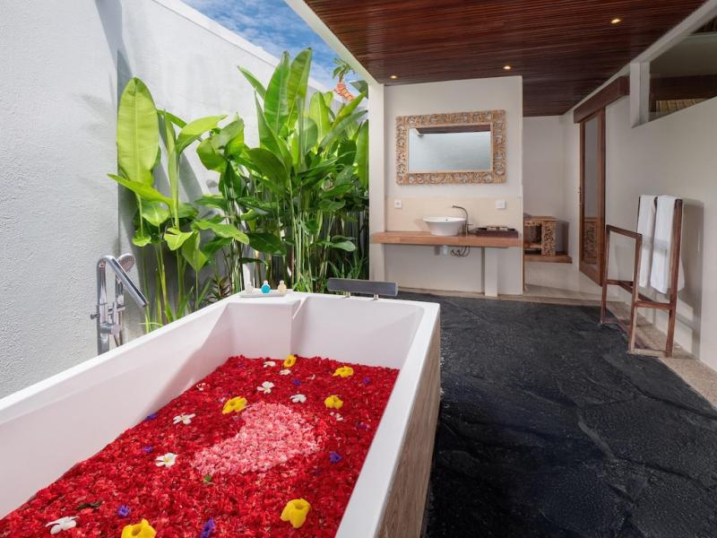 Avery Le Nixsun Villa