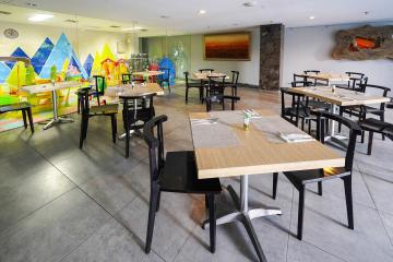 Отель Brits Hotel Kuta Legian Индонезия, Кута, фото 6