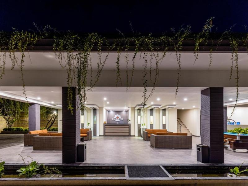 Luxotic Private Villa and Resort