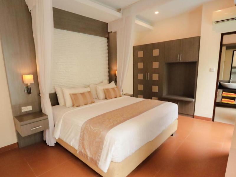 Luxotic Private Villa and Resort