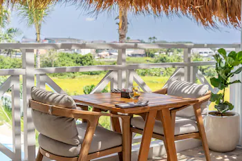 Отель IZE Canggu Индонезия, Кута, фото 45