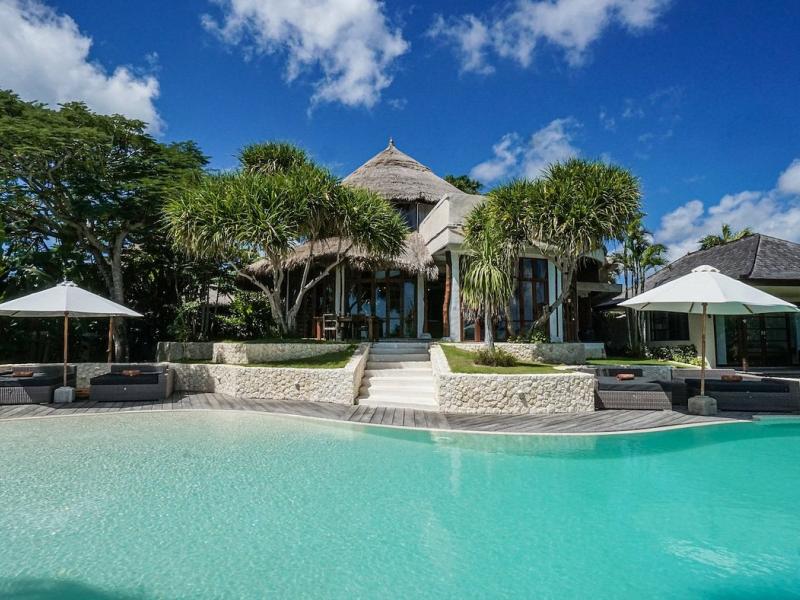 La Joya Balangan Beach Resort