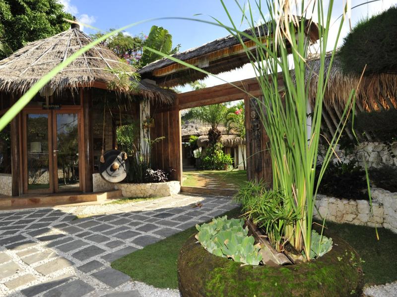 La Joya Balangan Beach Resort
