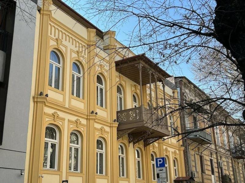 Makmani Hotel
