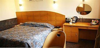 Ramee Guestline Hotel Khar