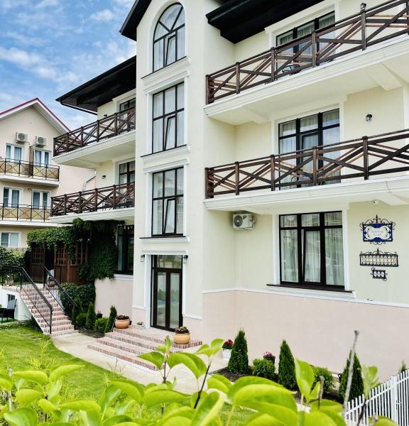 Rimmas house (Сьянова 9)
