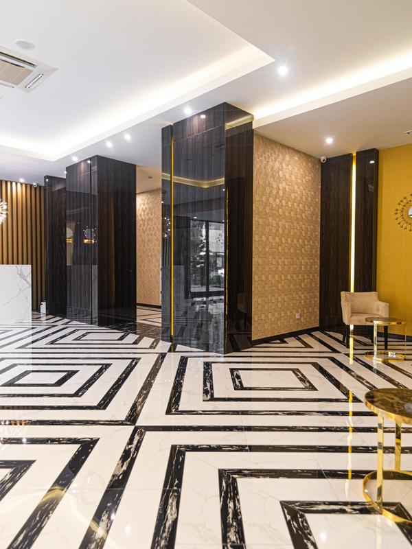 Resident City Hotel