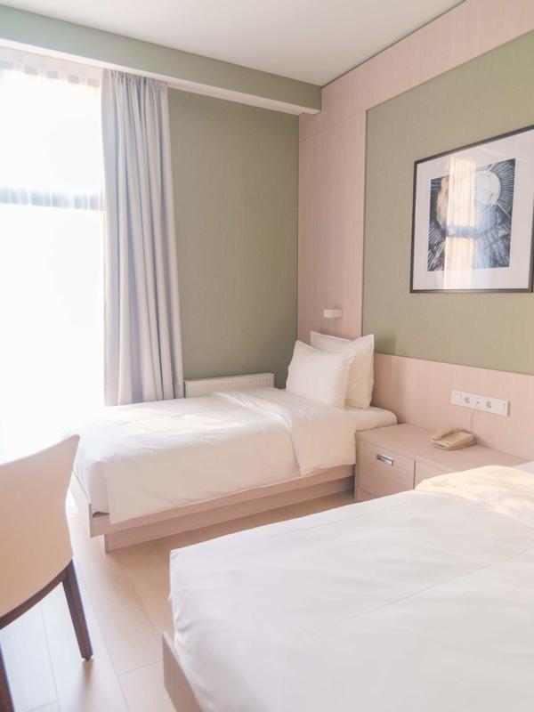 Resident City Hotel