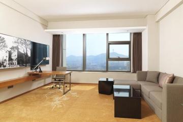 Отель Aloft Dalian Китай, Далянь, фото 5