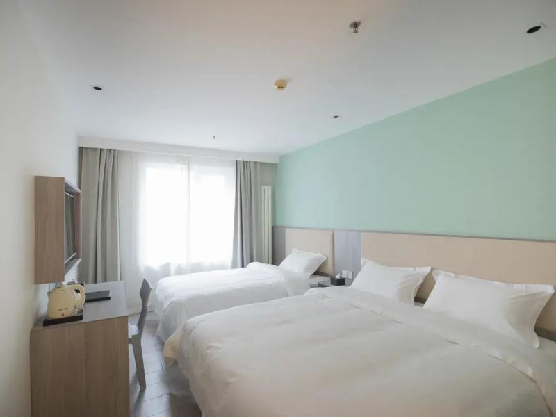 Shijia Boutique (Beijing Sanlitun Tuanjiehu Subway Station)