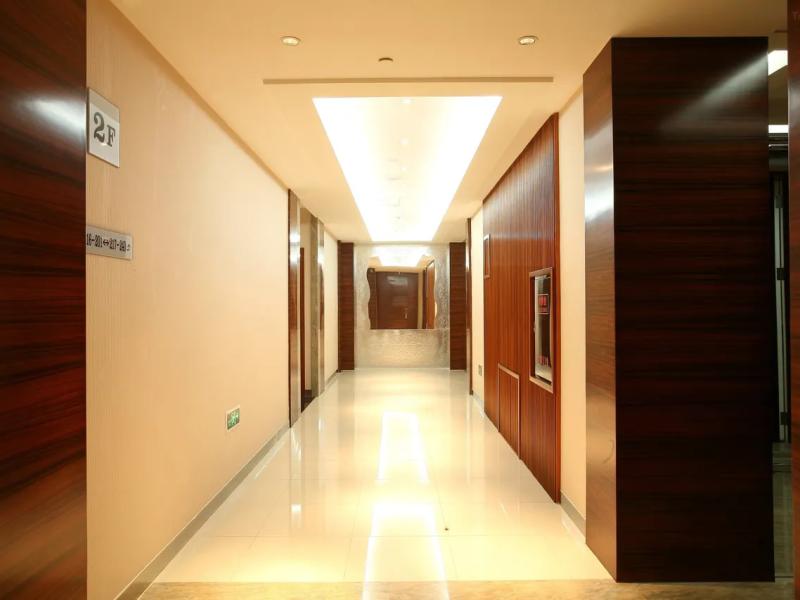 Shijia Boutique (Beijing Sanlitun Tuanjiehu Subway Station)