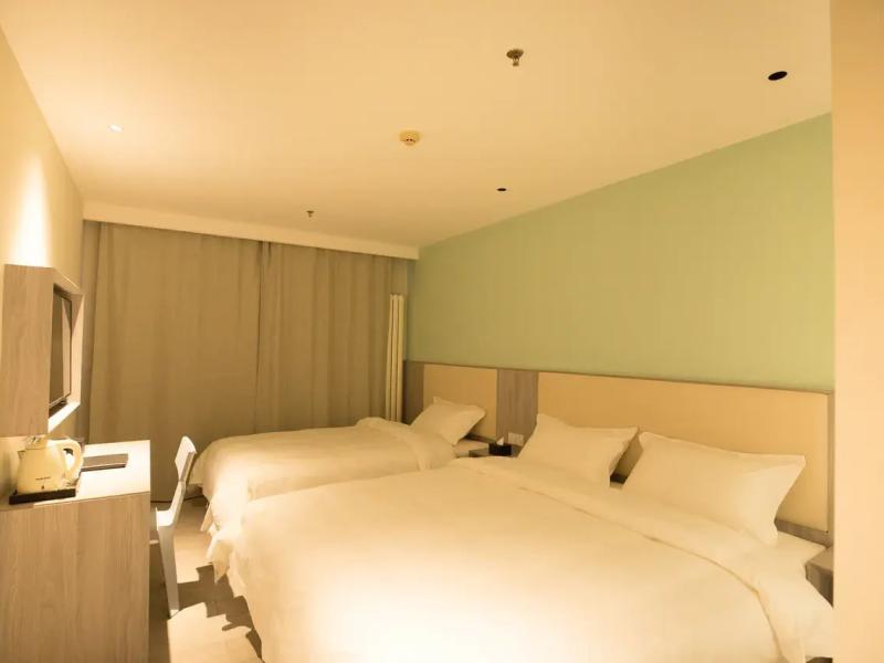 Shijia Boutique (Beijing Sanlitun Tuanjiehu Subway Station)