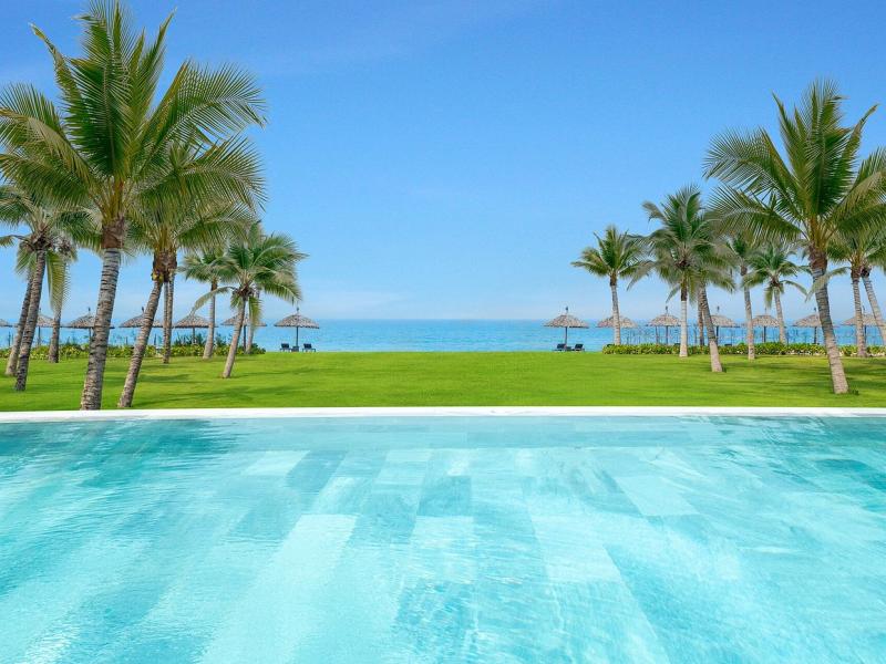 Wyndham Hoi An Royal Beachfront Resort & Villas